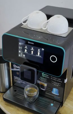 máy pha cà phê tự động cecotec